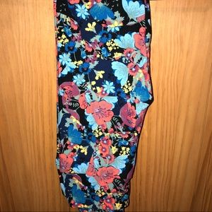 NWT OS LLR Tropical Floral Printed Leggings